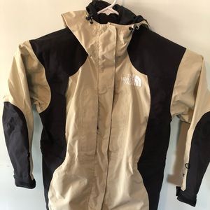 The North Face Gore-Tex Women’s